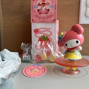 MY MELODY RAINBOW CANDY MINISO 5” BLINDBOX